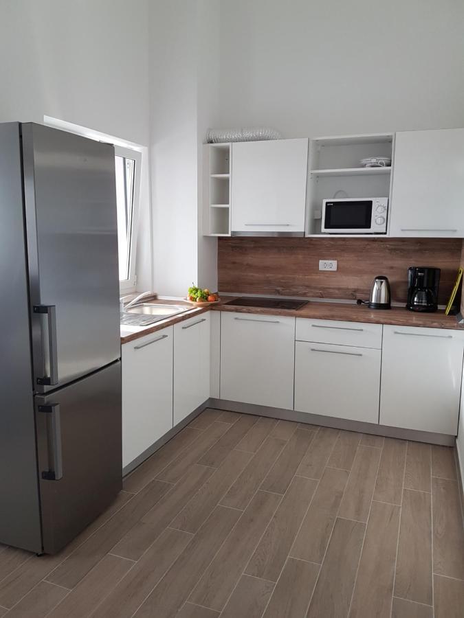 Apartments Kiara Пунат Екстериор снимка