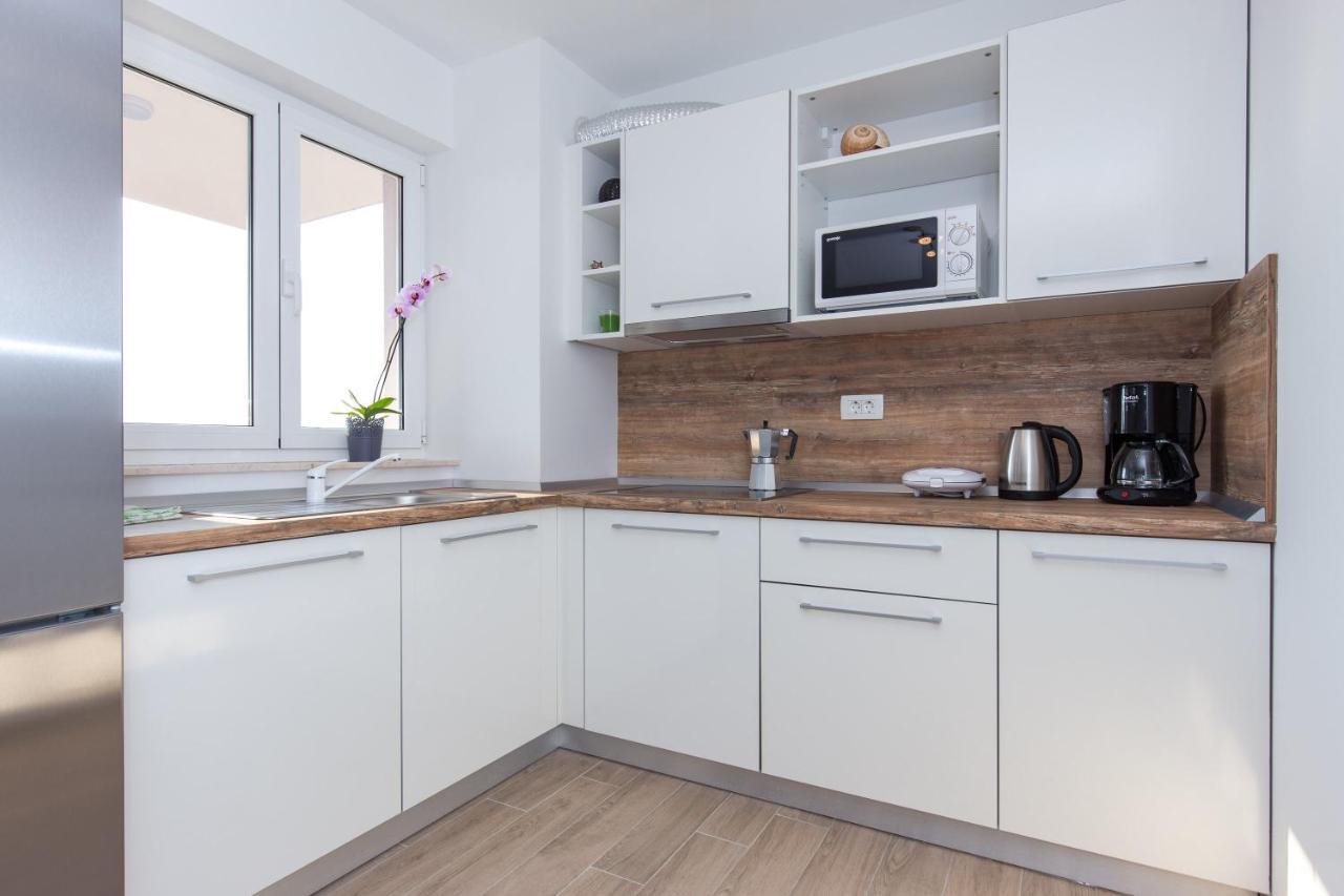 Apartments Kiara Пунат Екстериор снимка