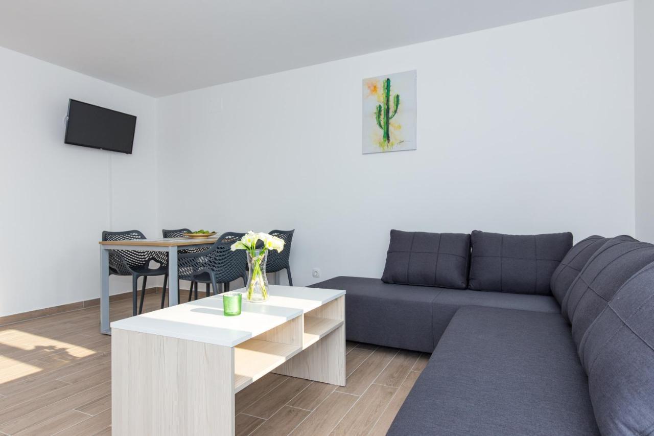 Apartments Kiara Пунат Екстериор снимка