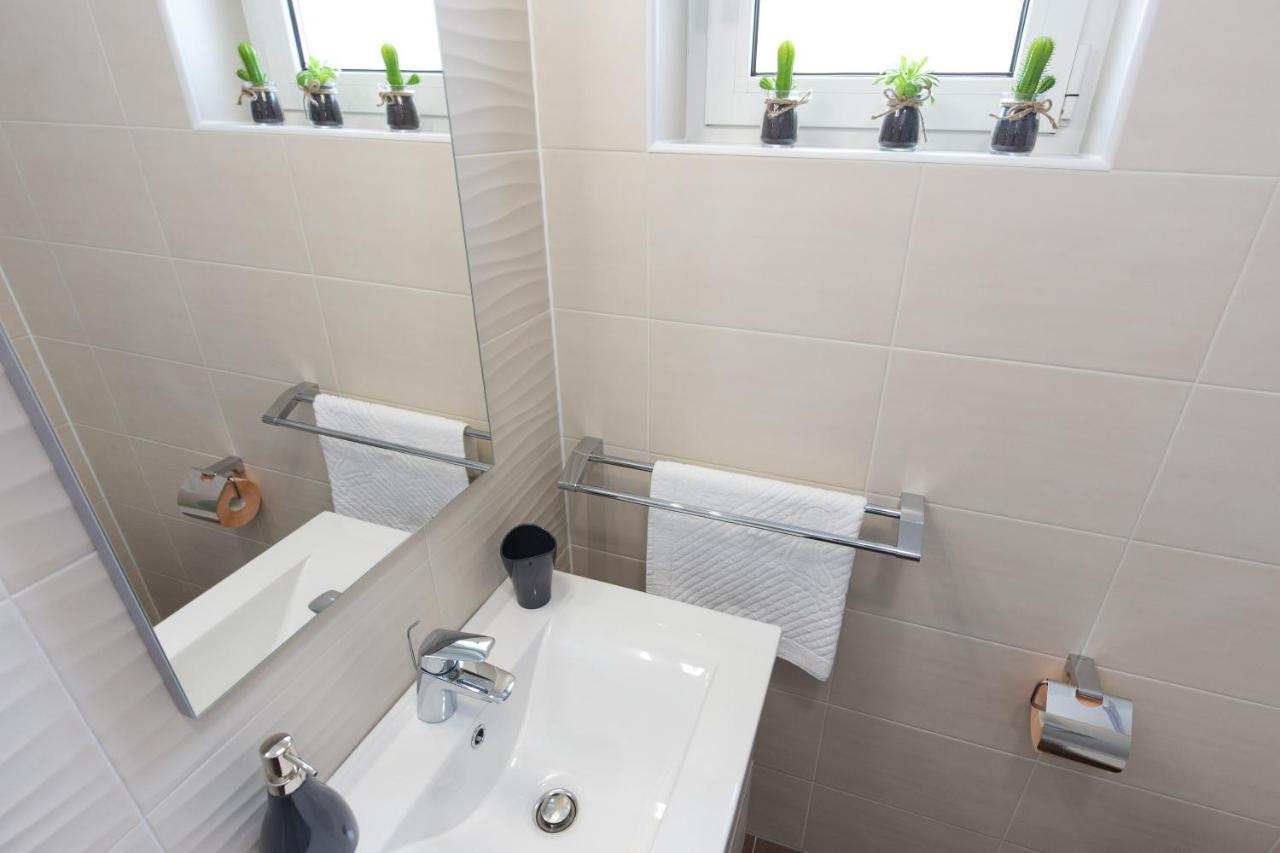Apartments Kiara Пунат Екстериор снимка